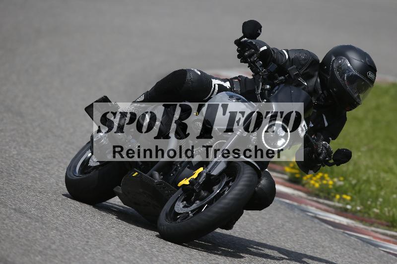 /Archiv-2024/29 12.06.2024 MOTO.CH Track Day ADR/Gruppe gelb/5